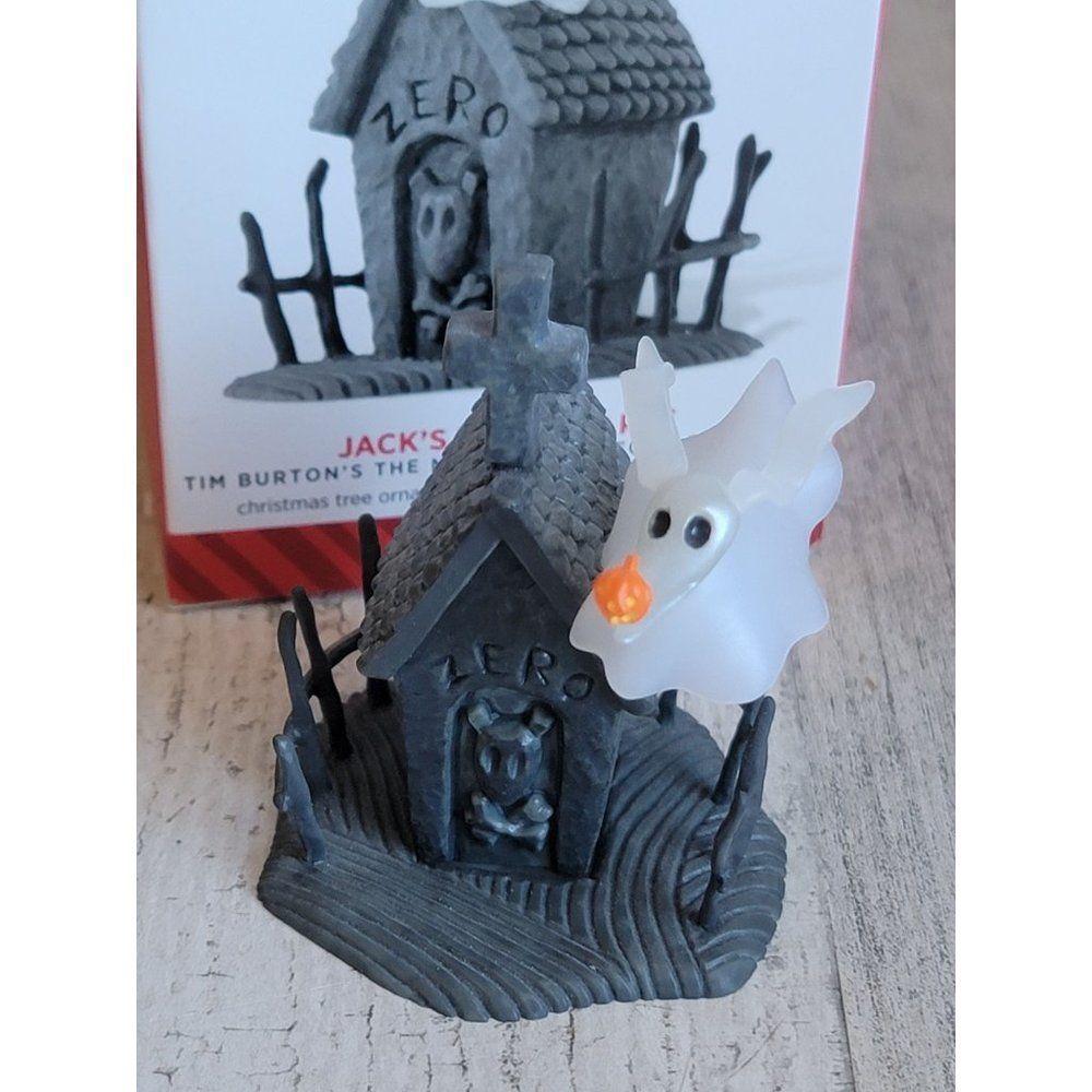 Hallmark Jack‎ peculiar pet Nightmare Before Christmas ornament Xmas